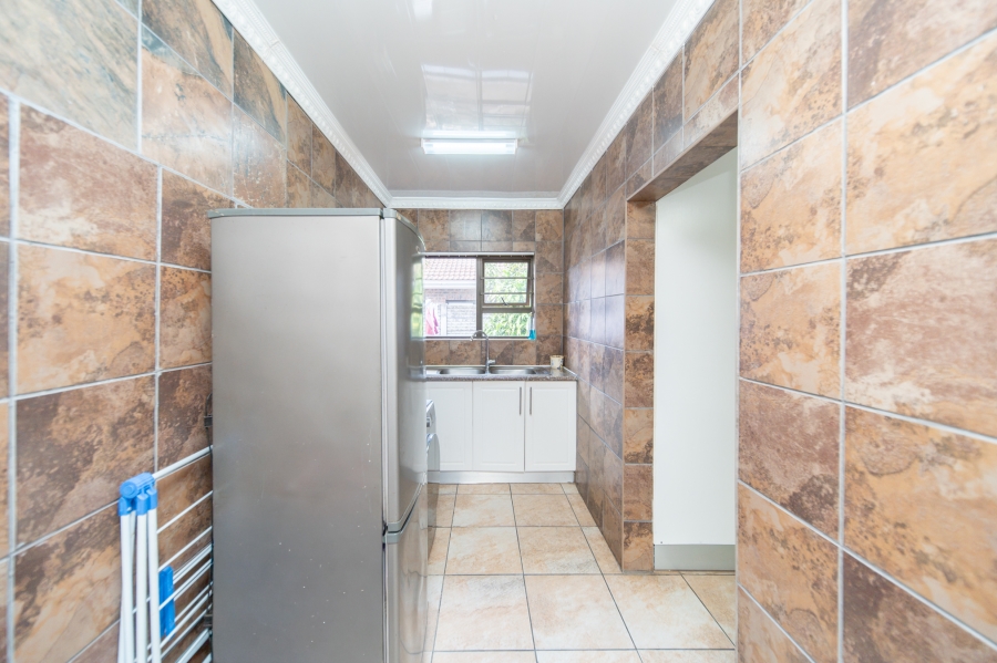 4 Bedroom Property for Sale in Dorchester Heights Eastern Cape